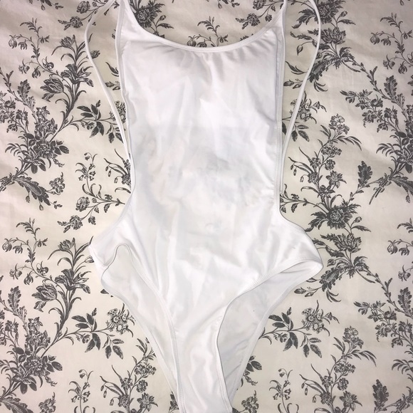 Famous Sunny Co Pamela swimsuit - Picture 4 of 6